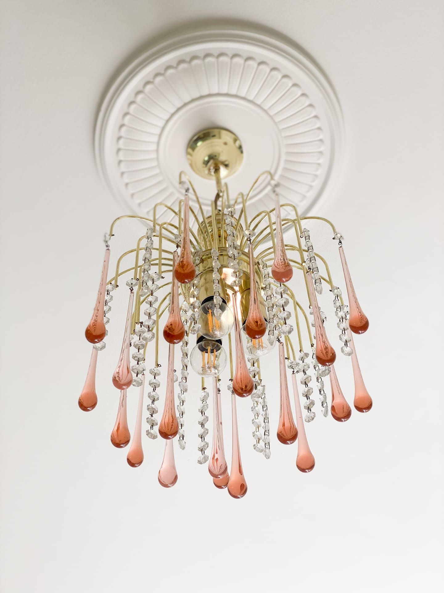 Vintage – Murano Teardrops Chandelier – 70s – Pink prisms - Joyfuzzy