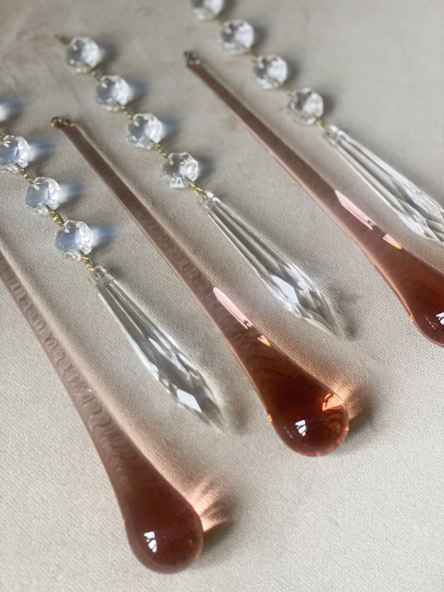 Vintage – Murano Teardrops Chandelier – 70s – Pink prisms - Joyfuzzy